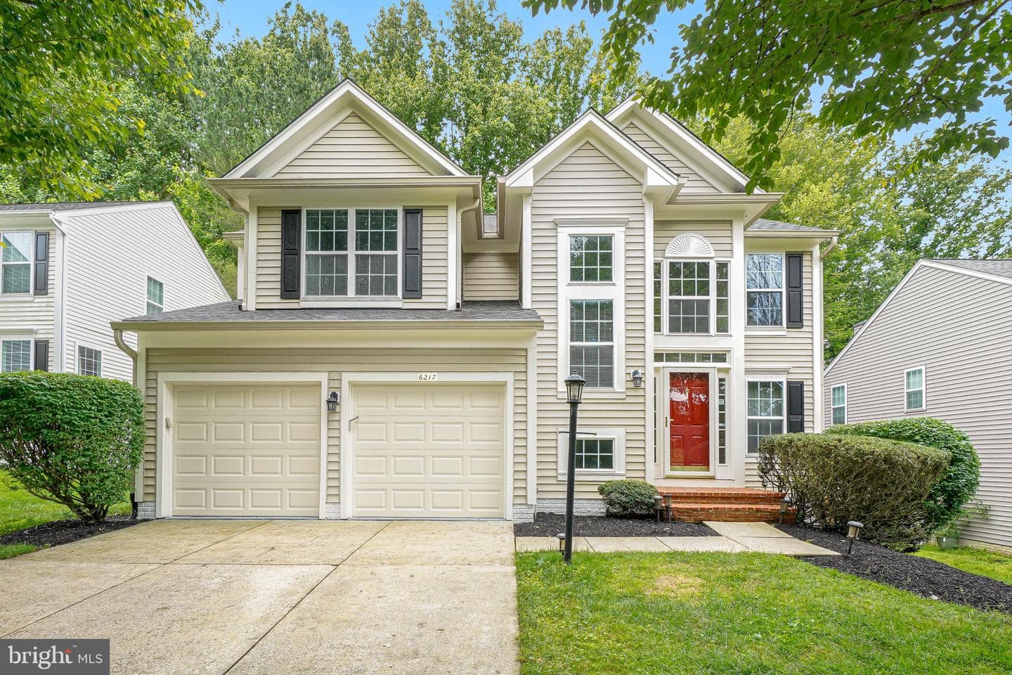 6217 Lilac Bush Lane photo 1