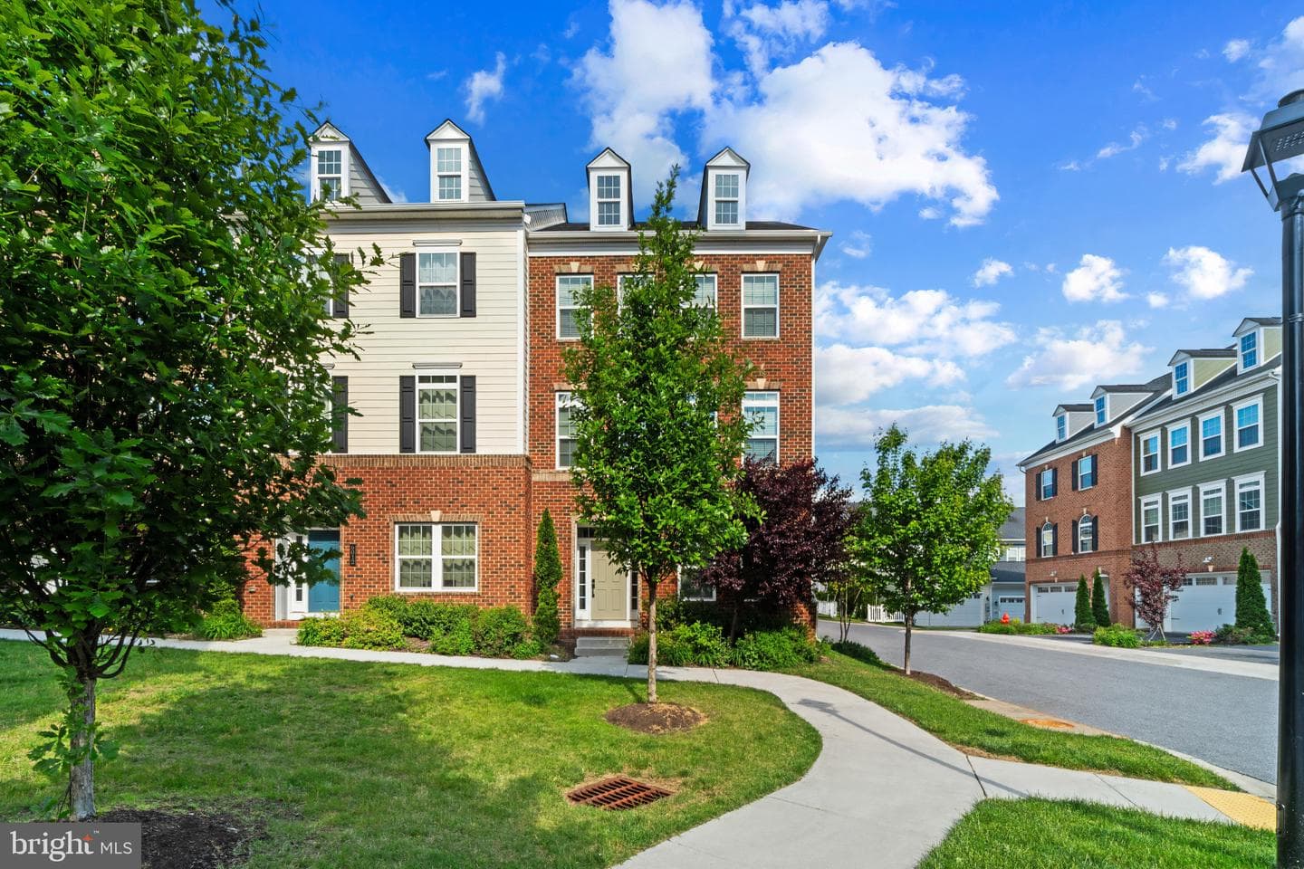 6010 Hidden Meadow
