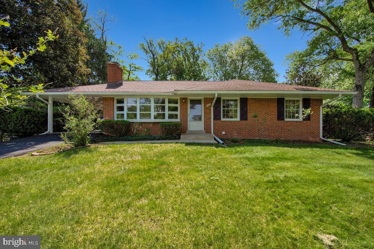 9937 Ferndale Avenue photo 1