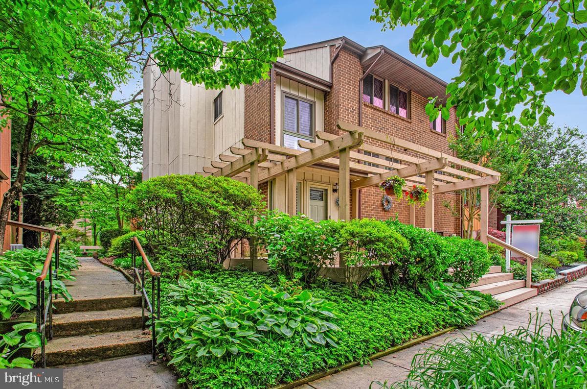 5632 Thicket Lane