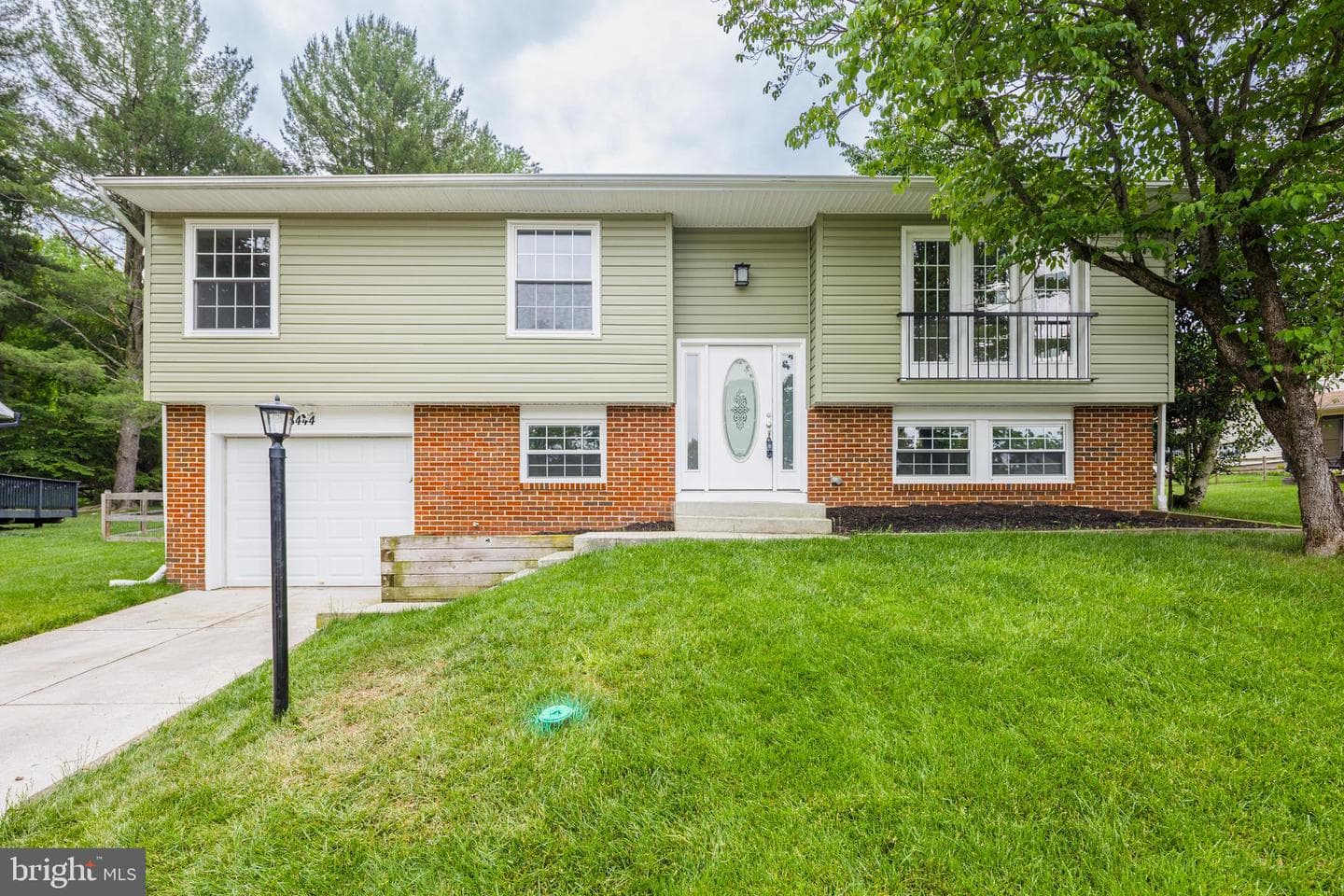 5444 Wolf River Lane
