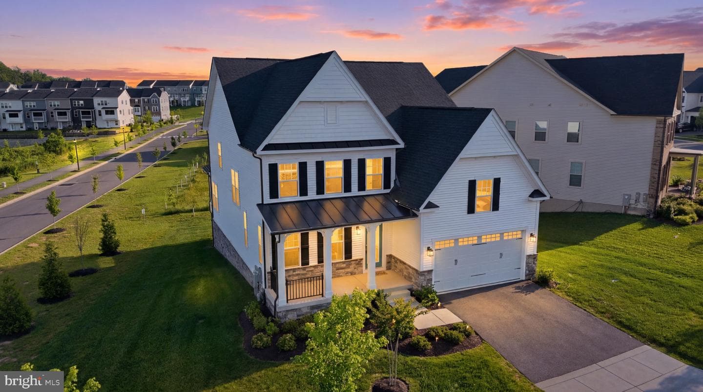 7548 Zoe Lane