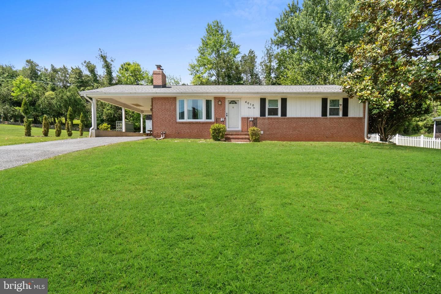 4010 Overlook Drive