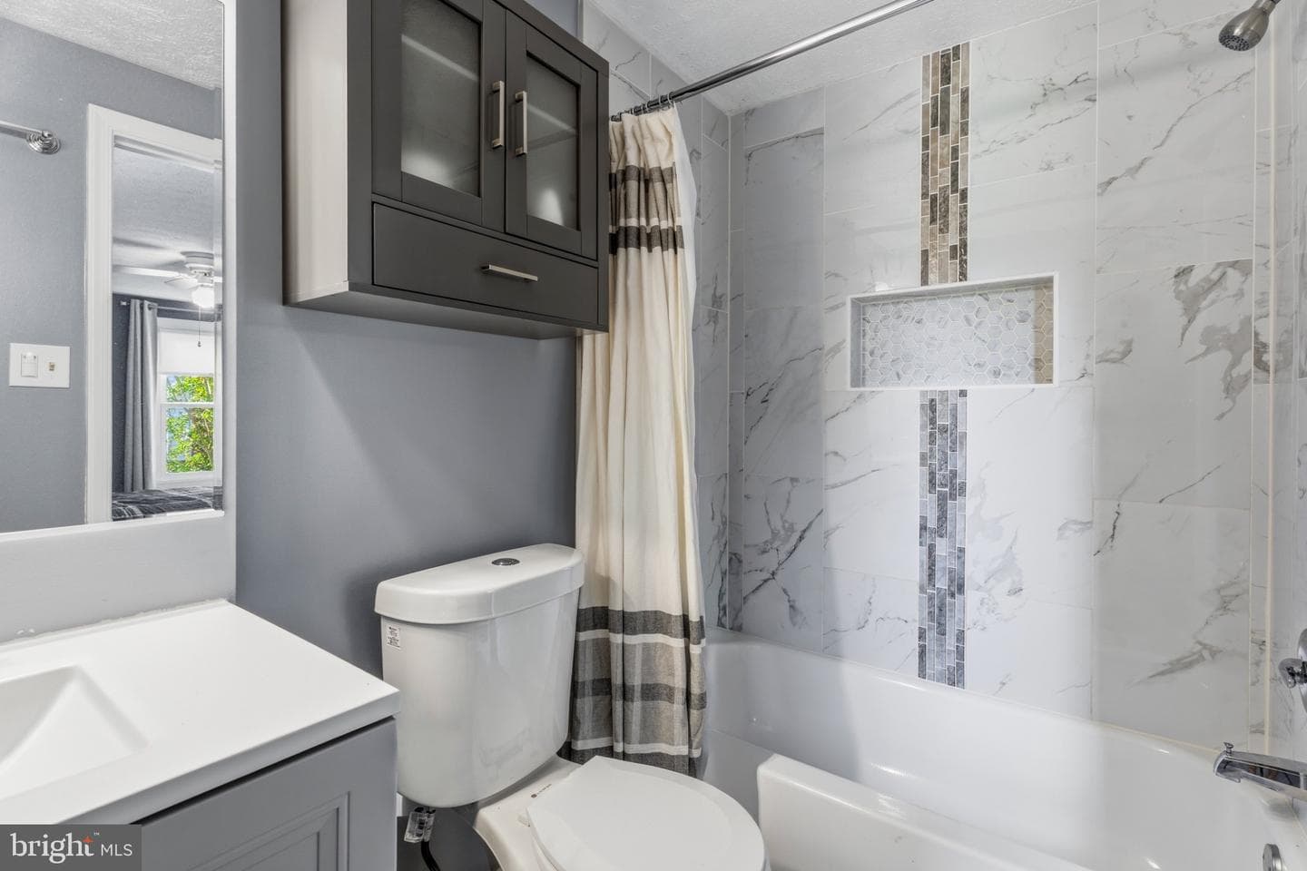 6248 Blue Dart Place