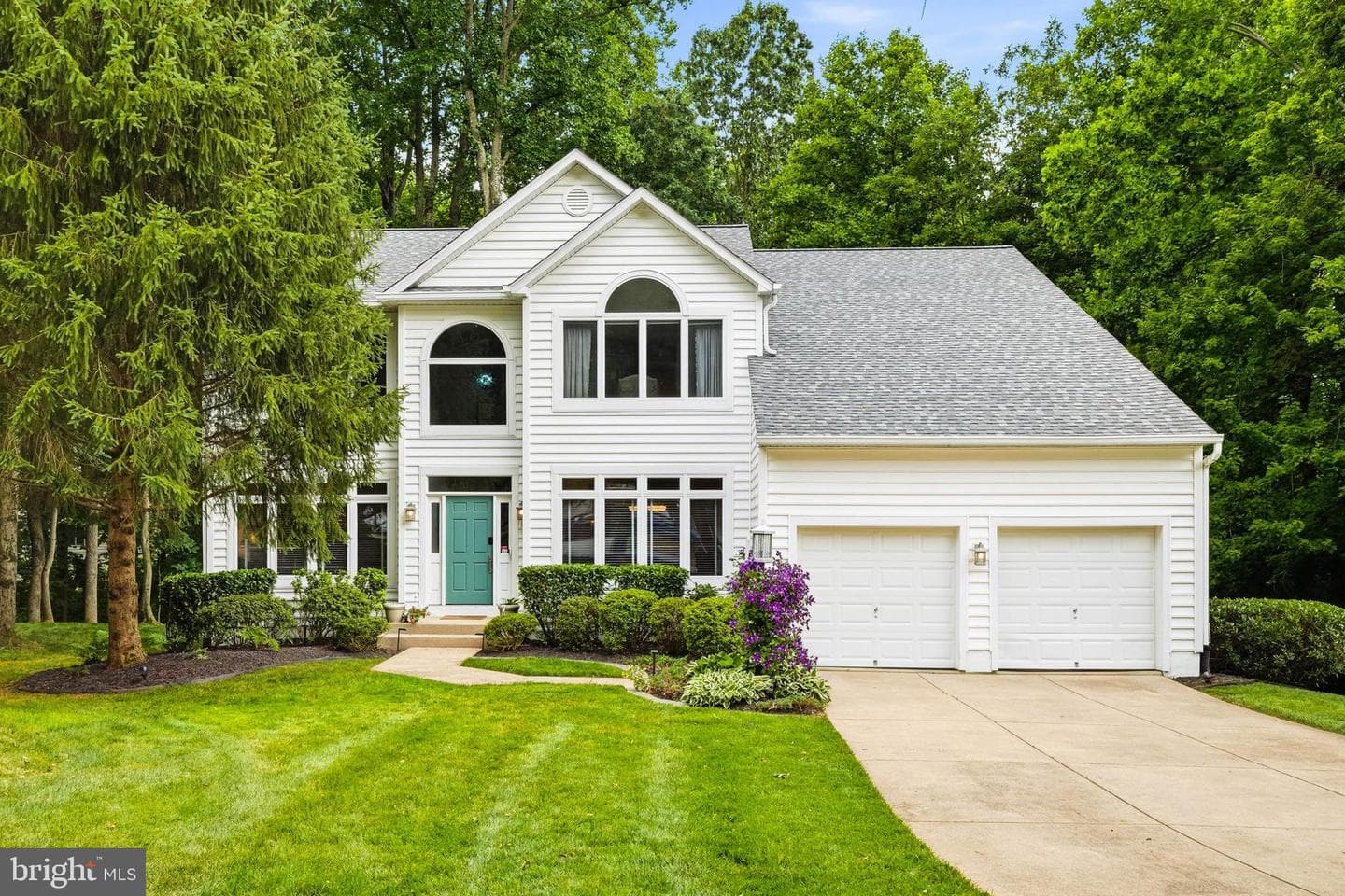 7095 Garden Walk