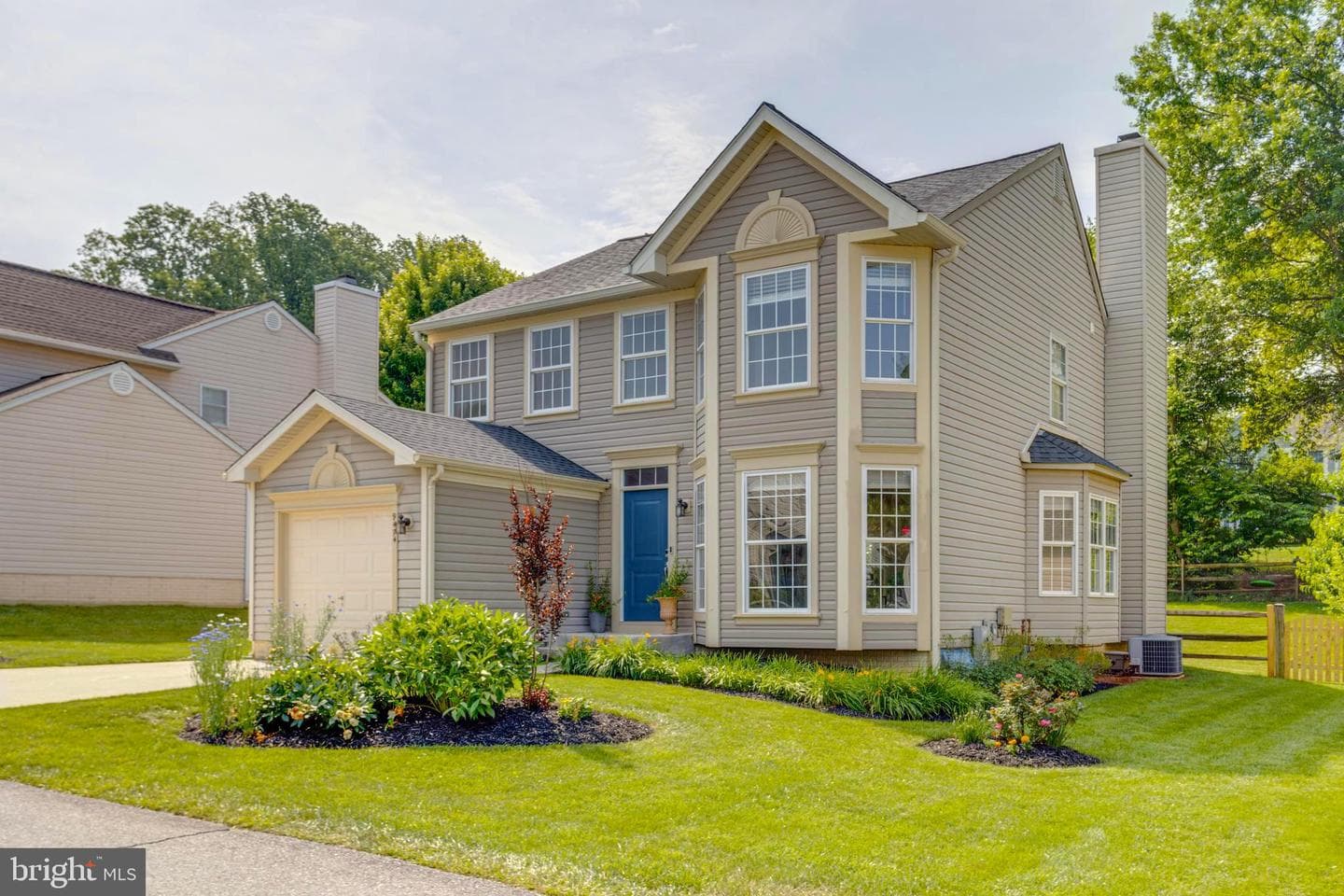 9474 Ridgeview Drive