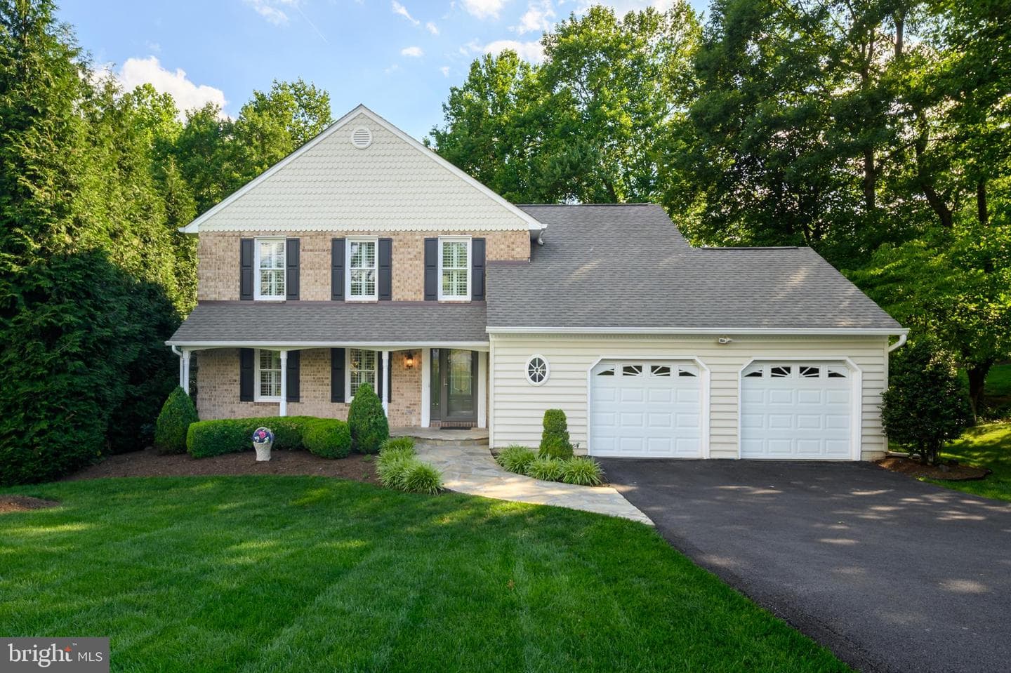 8524 White Winter Court
