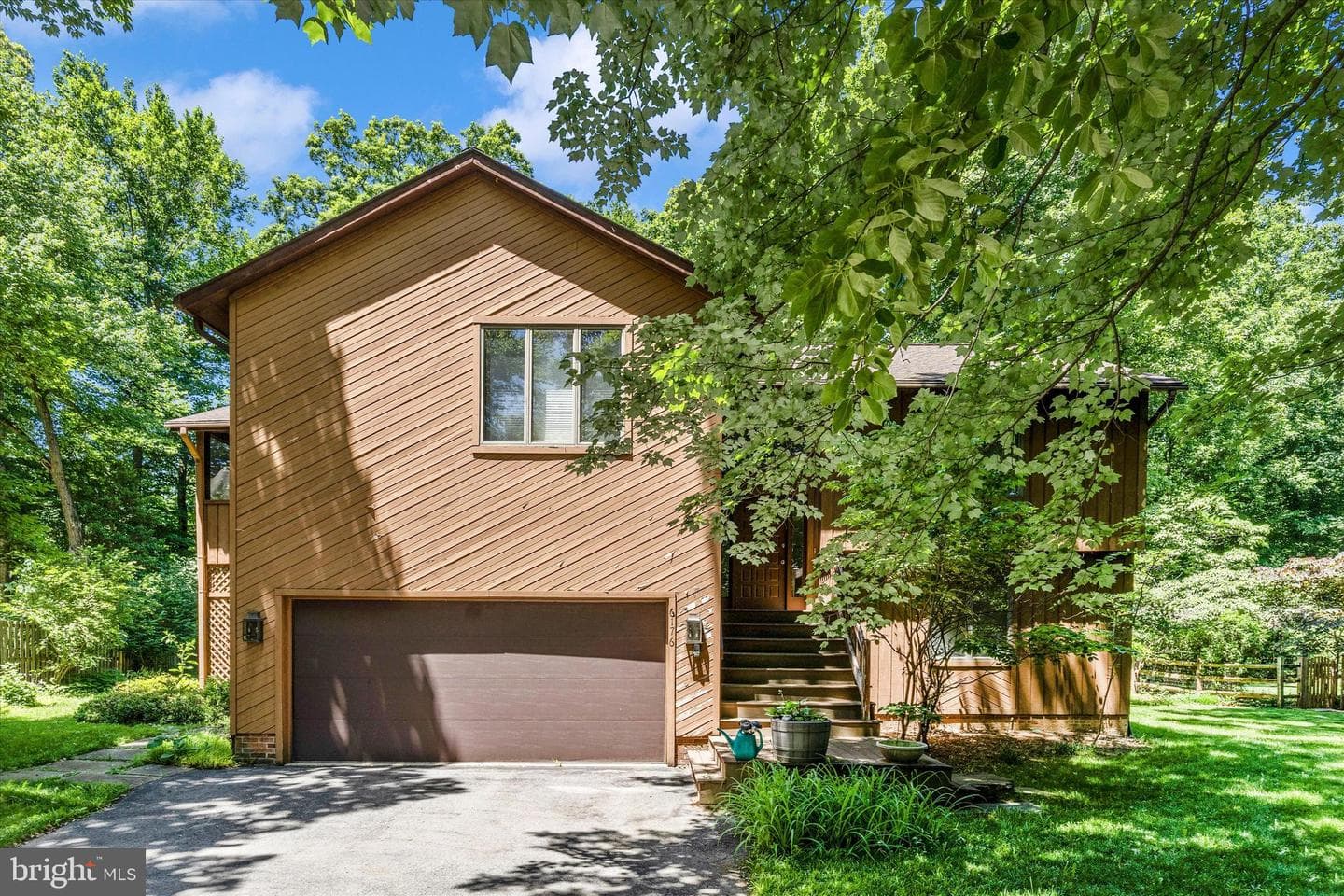 6176 Wooded Run Drive