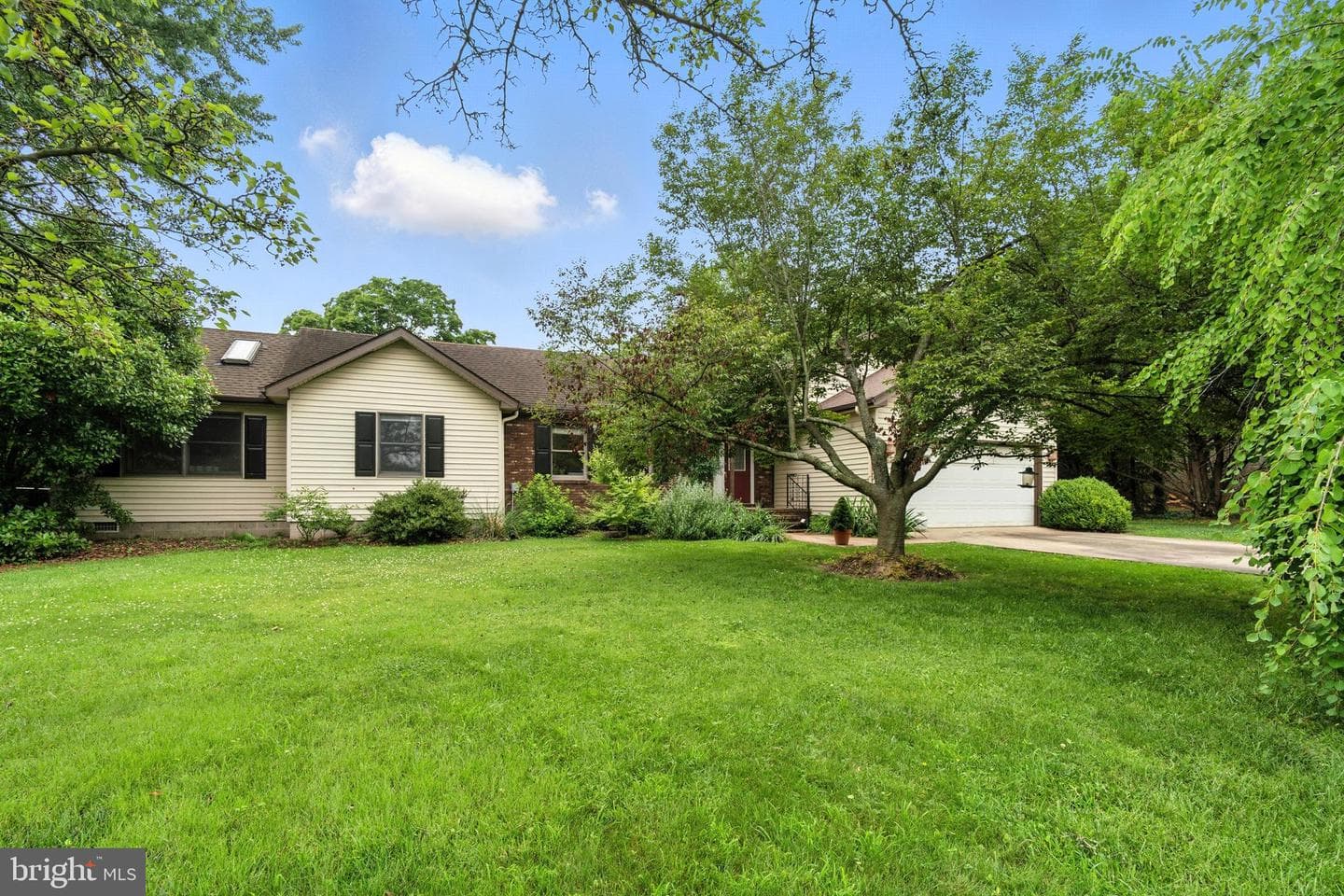 206 Barroll Drive photo 1