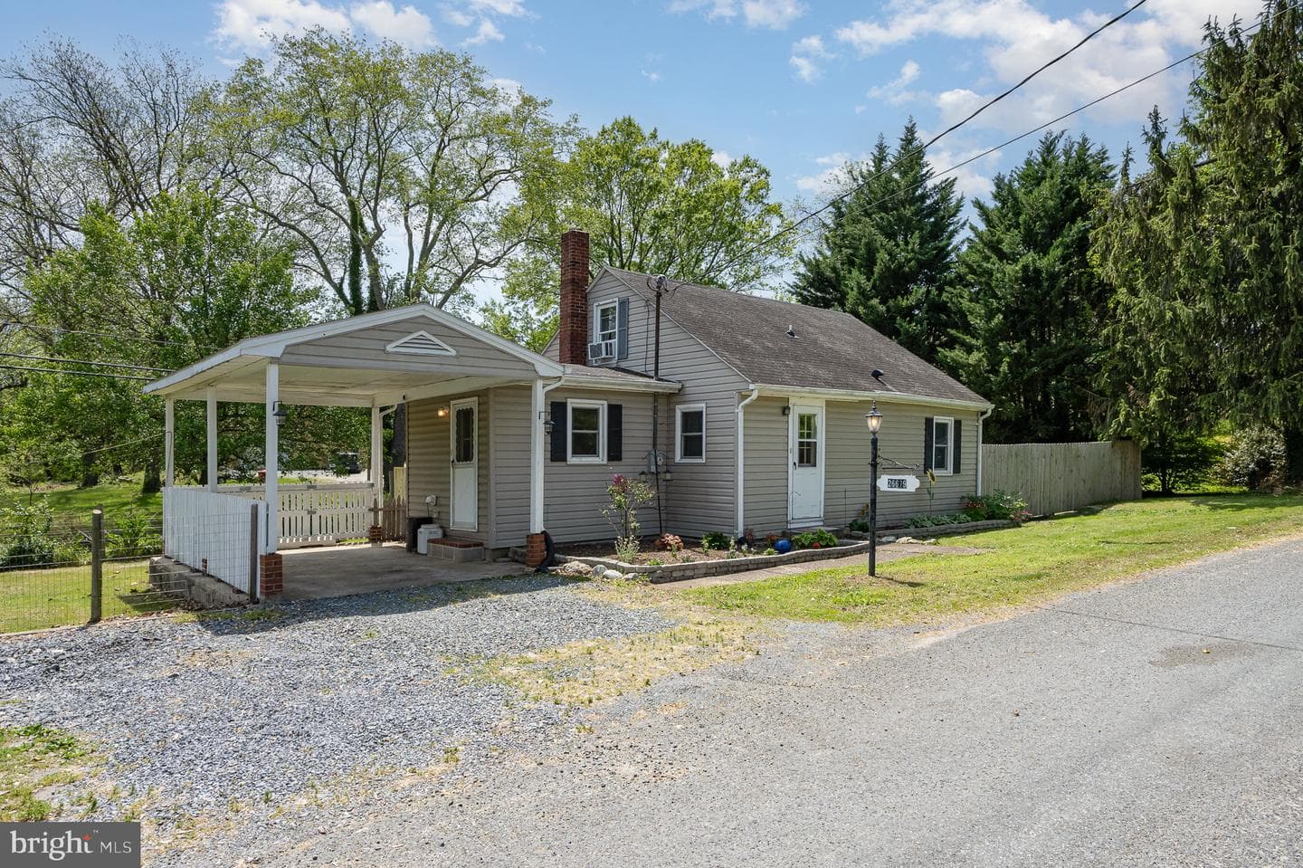 26679 Maple Avenue photo 1