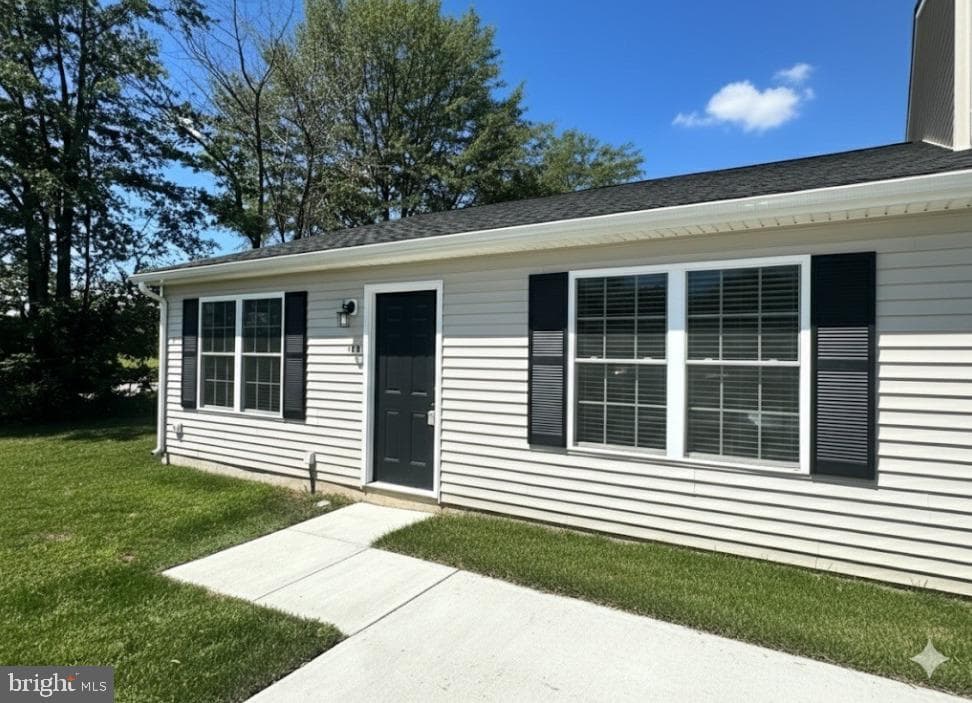 100 Metcalf Road photo 1