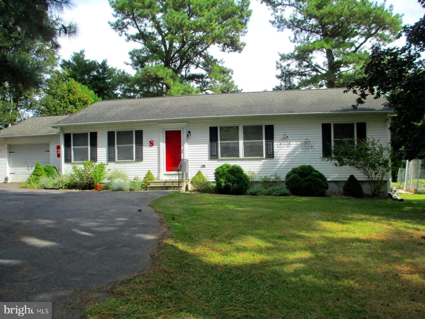 13840 Duck Hollow Drive photo 1