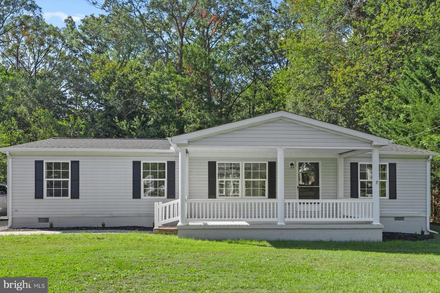 5086 Skinners Neck Road photo 1
