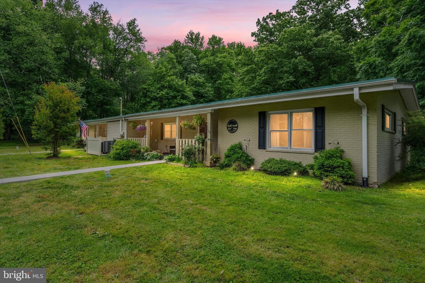 21363 Lynn Lane photo 1