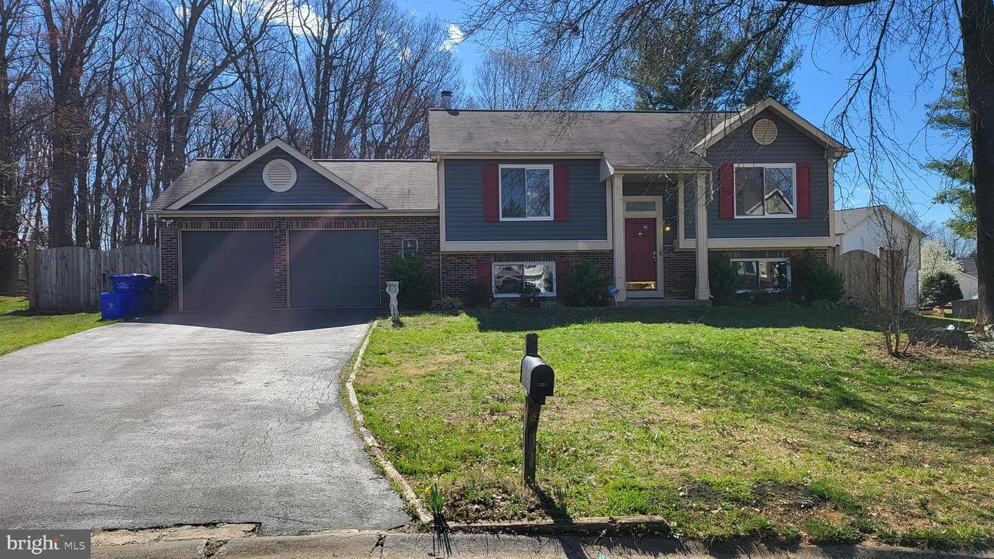 11614 Sir Spencer Way photo 1