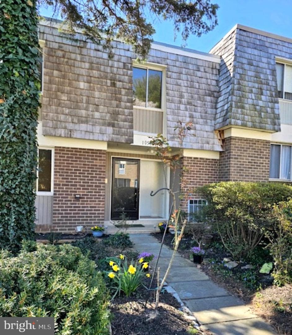 10508 Cambridge Court photo 1