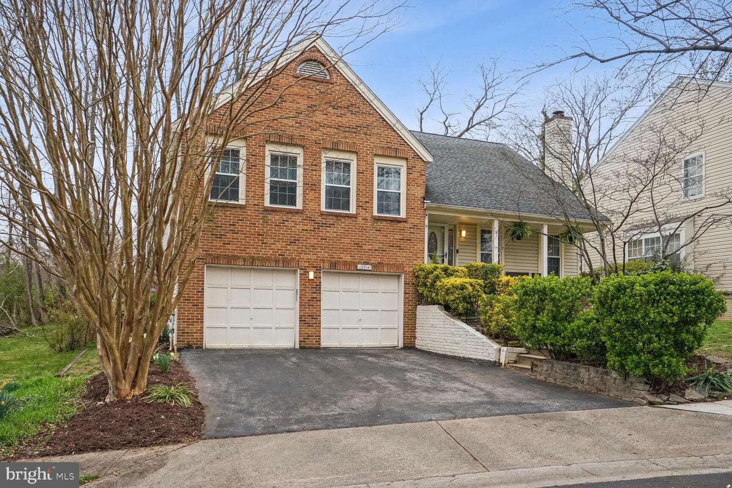 12914 Summer Hill Drive photo 1