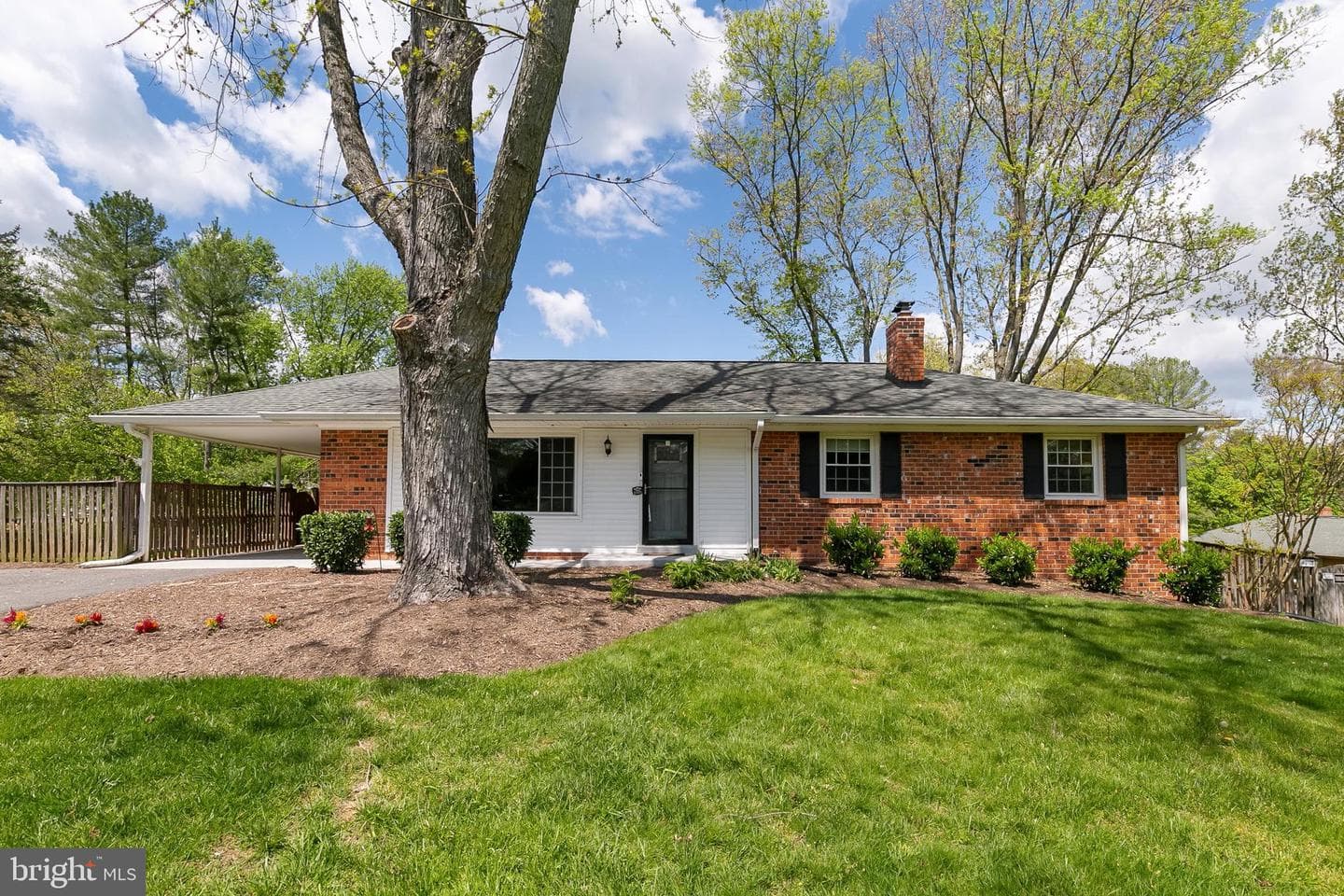 3712 Falling Green Road photo 1