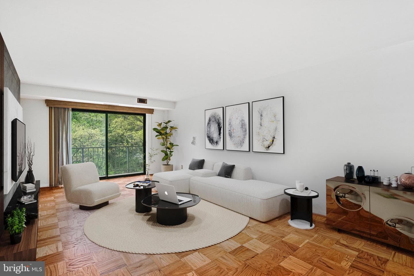 575 Thayer Avenue #404 photo 1