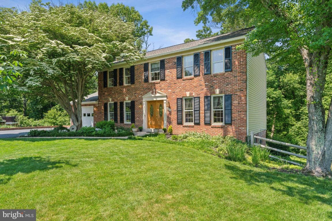 4837 Powder House Drive photo 1