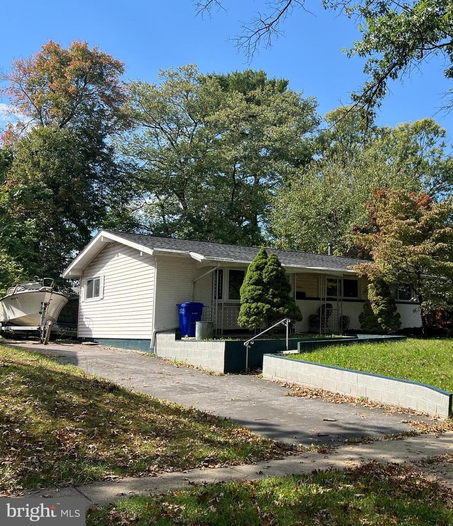 13116 Estelle Road