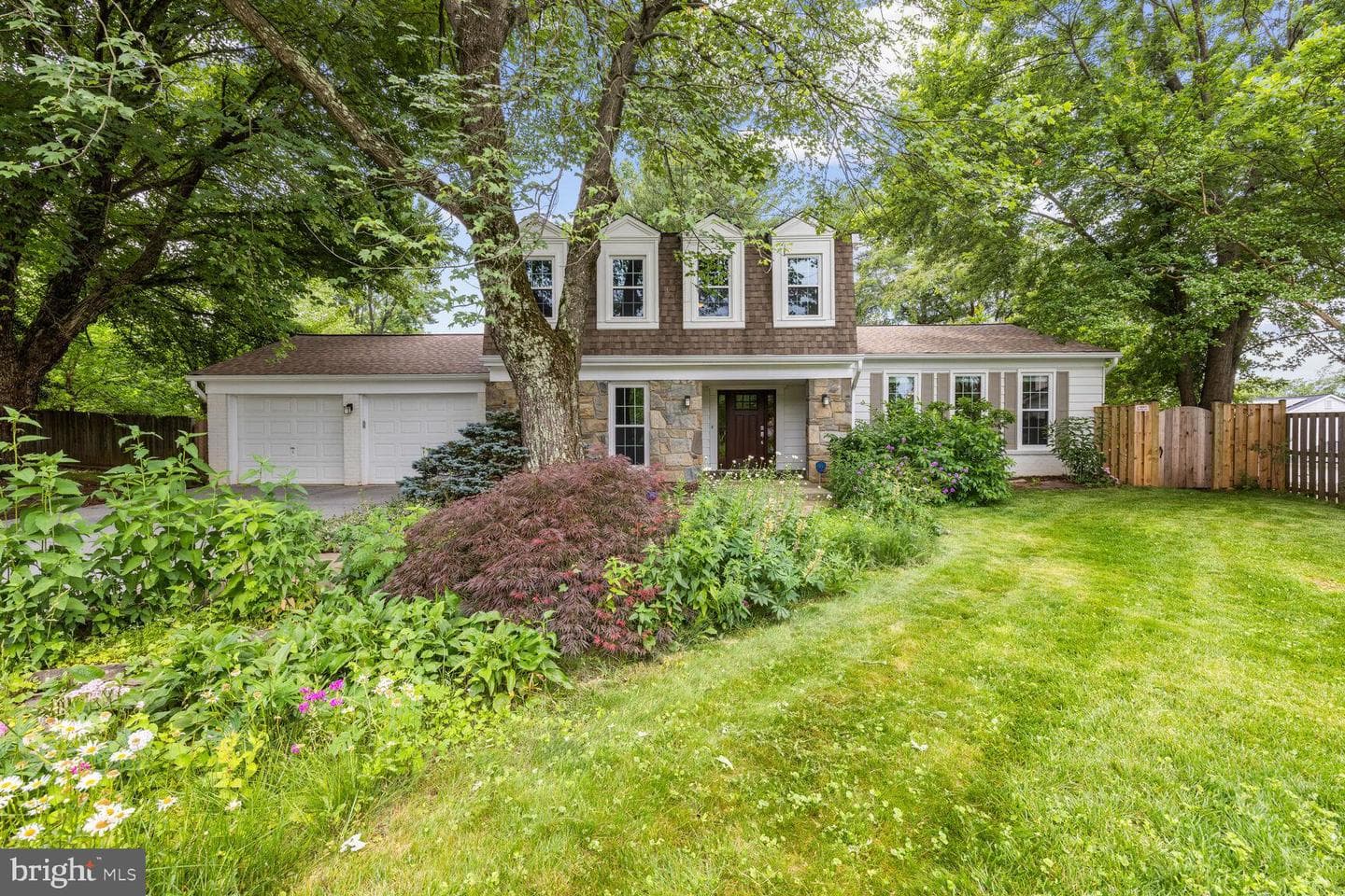 5 Crestview Court photo 1