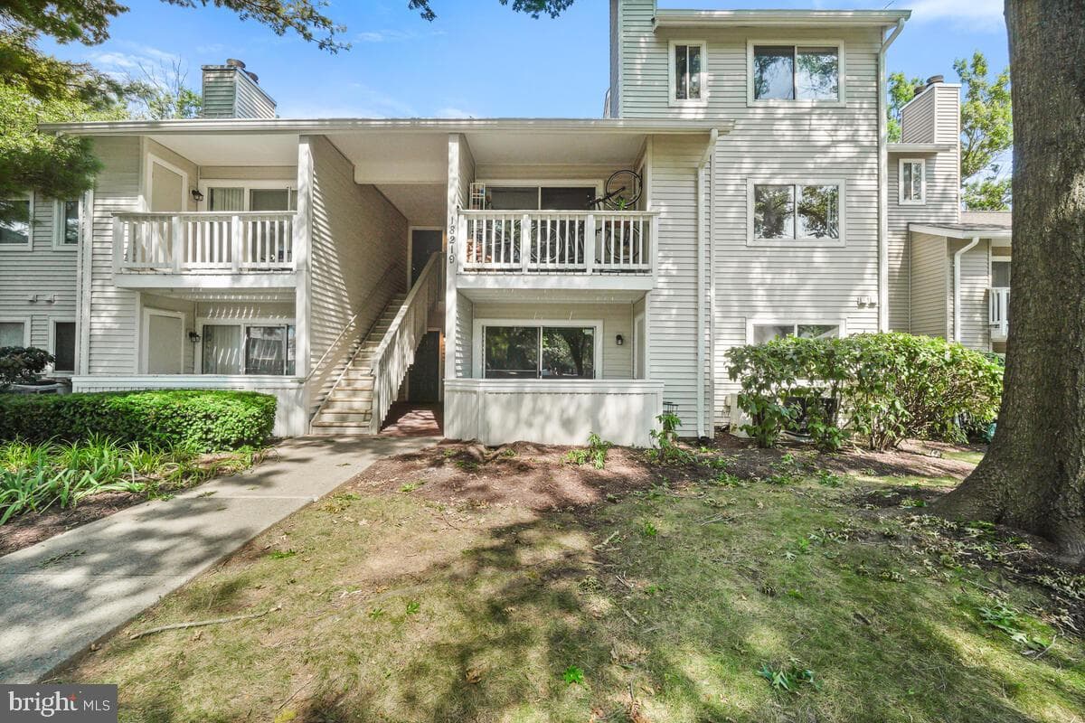 18219 Swiss Circle #2-71 photo 1