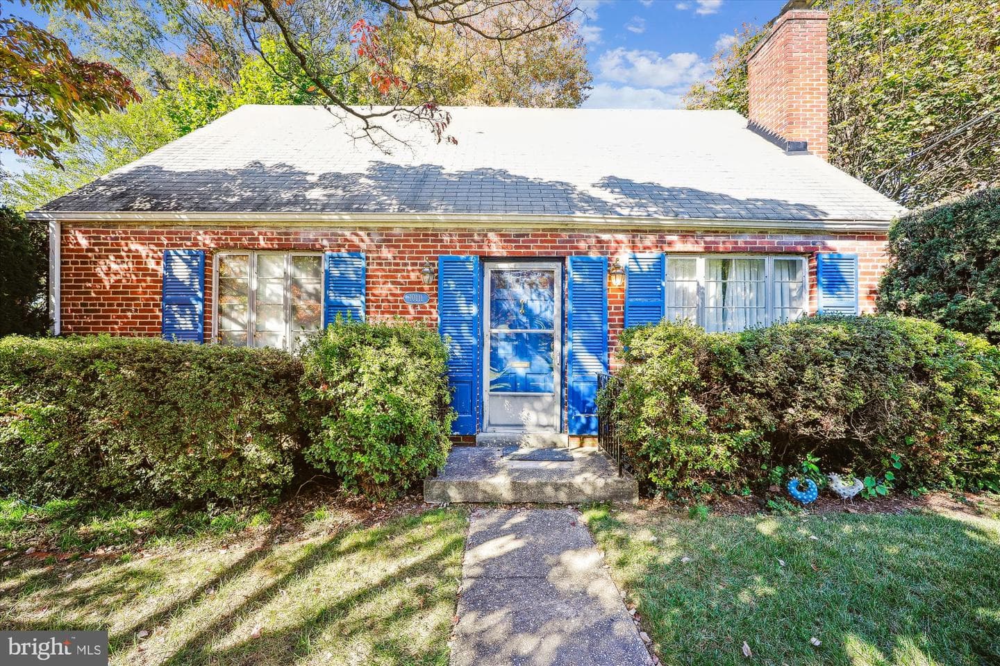 10111 Thornwood Road photo 1