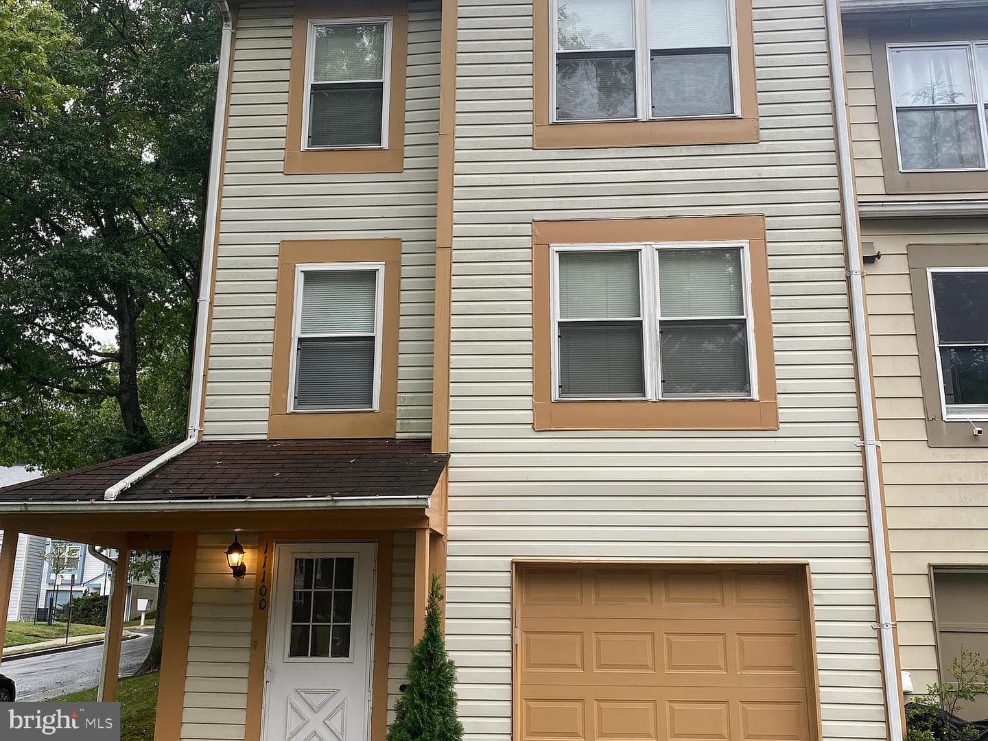 11100 Weatherburn Place photo 1