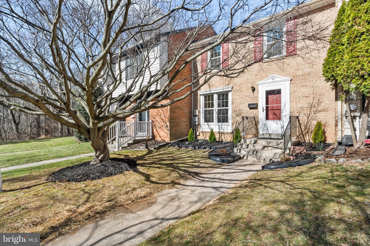 47 Metz Court photo 1