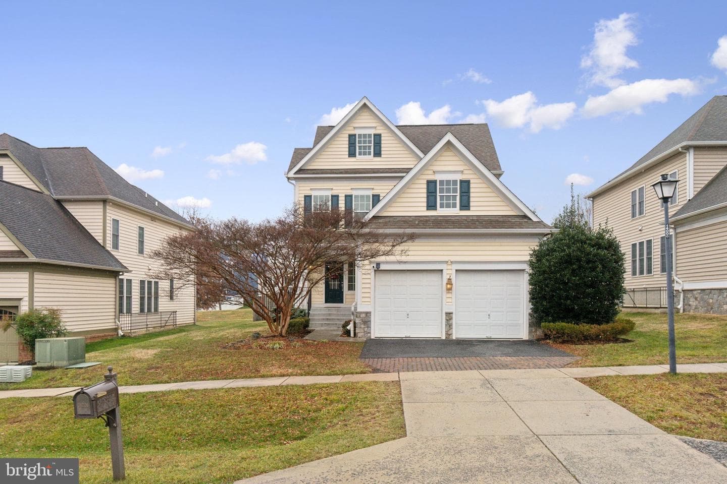 14206 Drayton Avenue photo 1