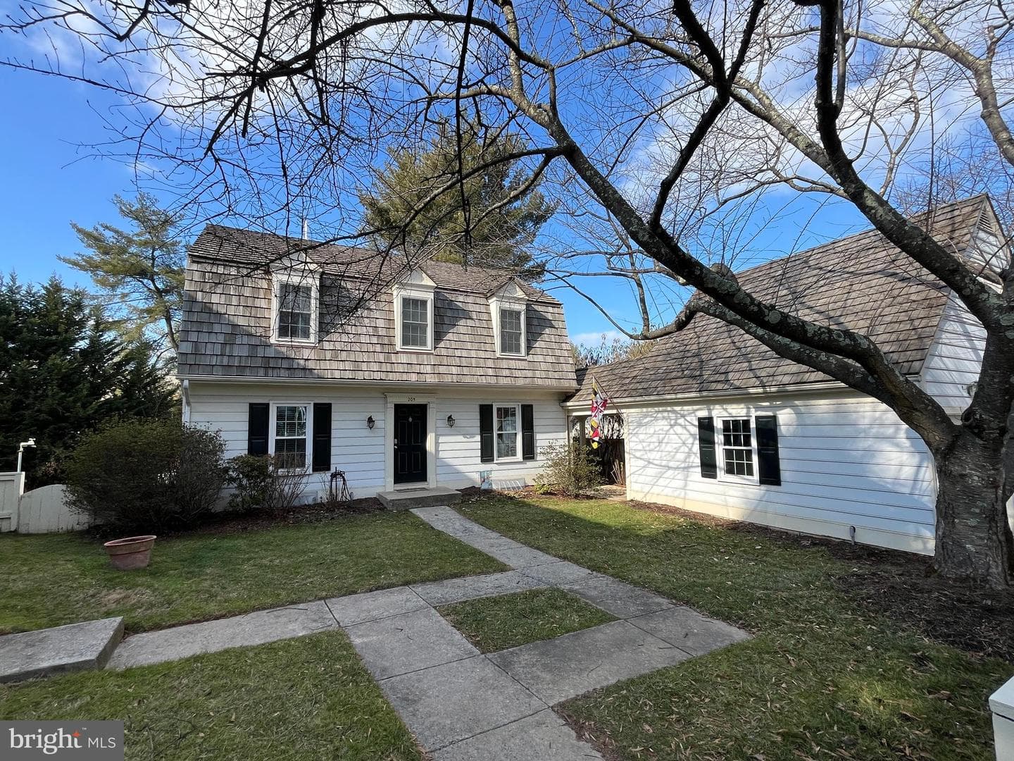 205 Fairgrove Circle photo 1