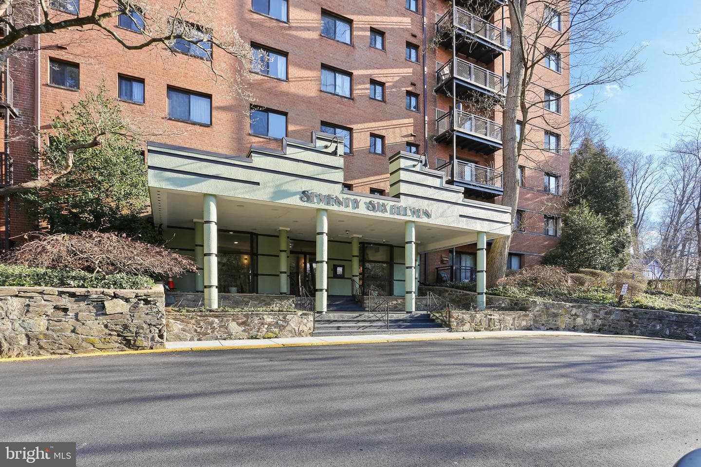 7611 Maple Avenue #810 photo 1