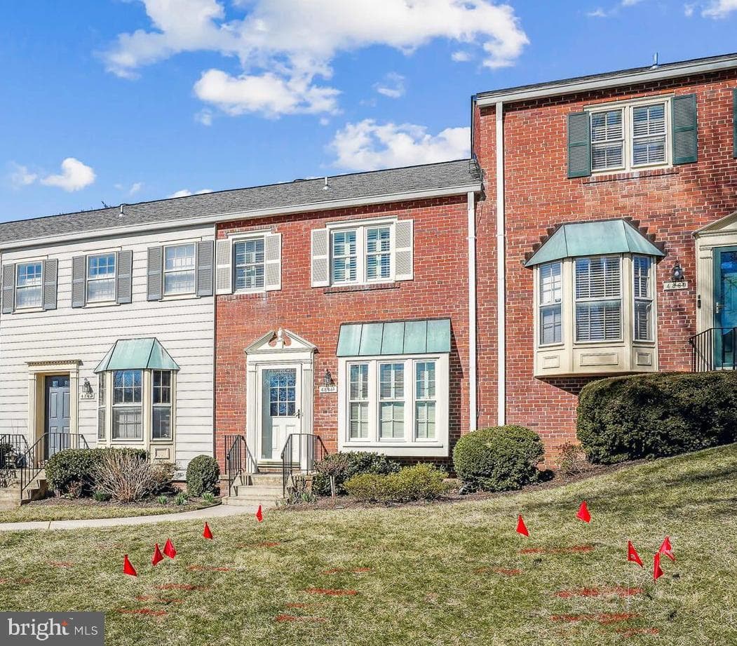 4871 Chevy Chase Drive #161 photo 1
