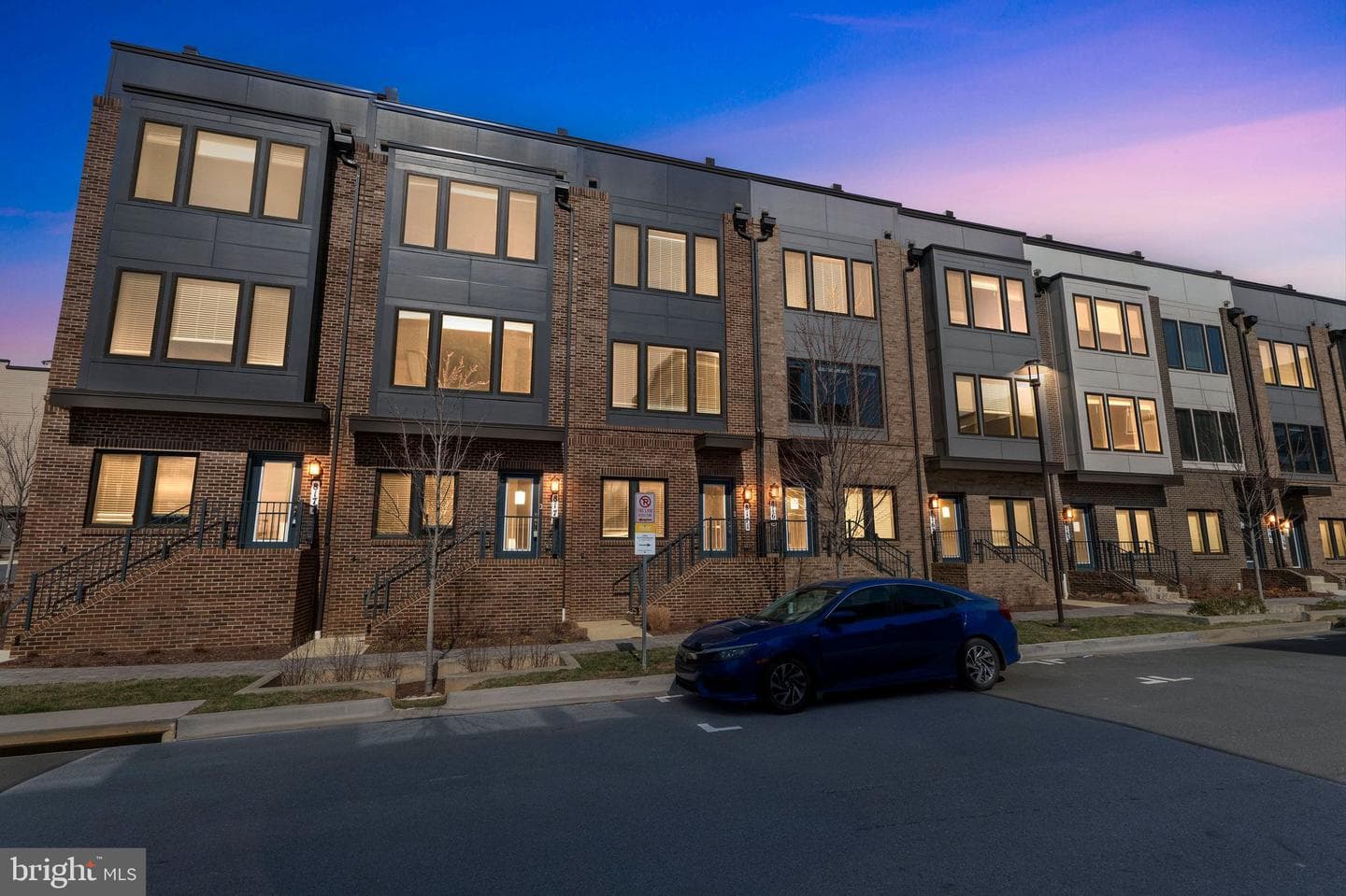 8171 Tompkins photo 1