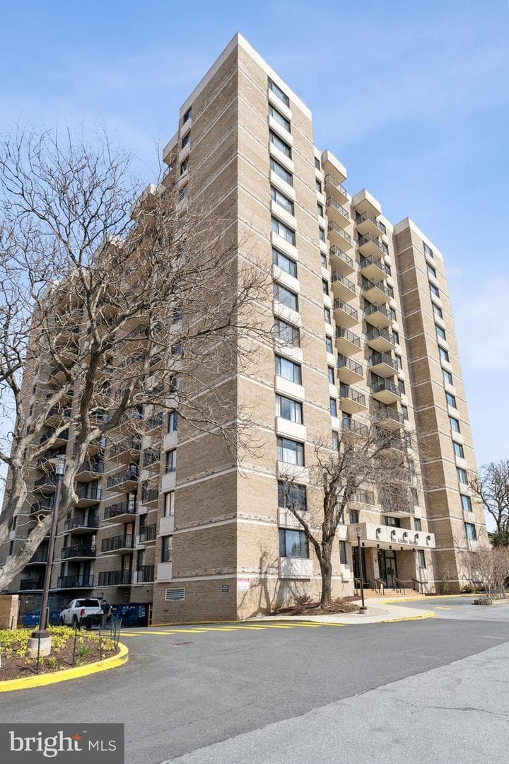 118 Monroe Street #118-702 photo 1