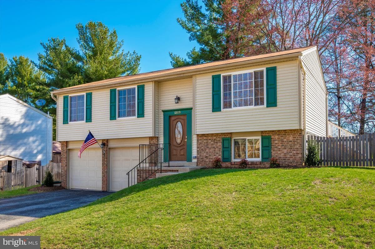 12109 Sioux Place photo 1