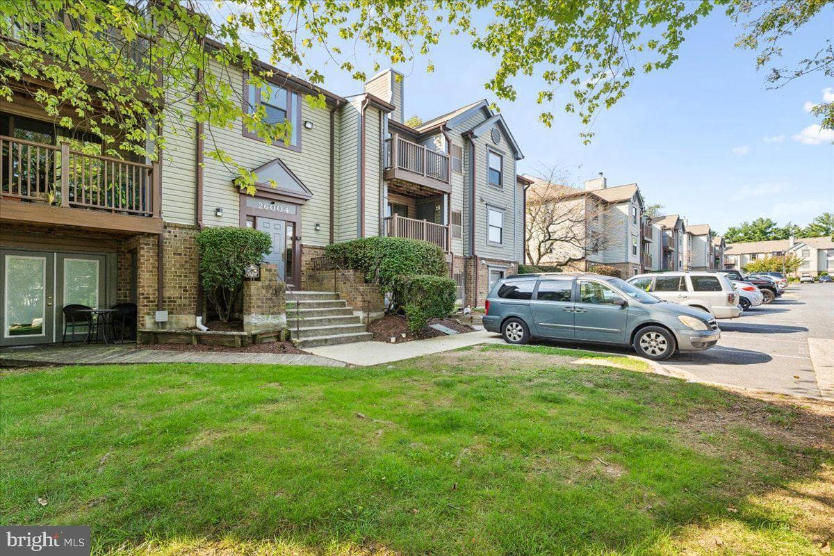 26004 Brigadier Place #b photo 1