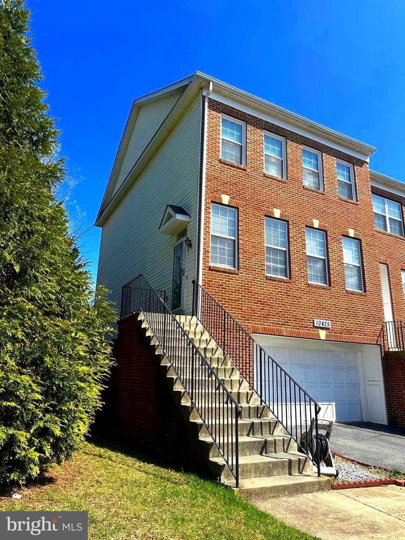 10425 Ridge Landing Place photo 1