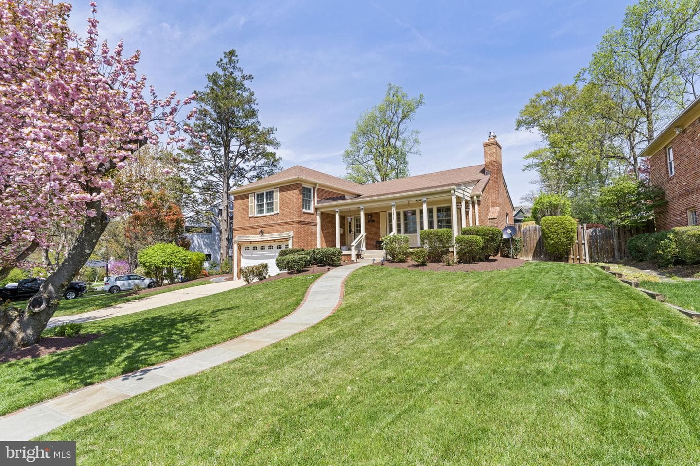 7211 Radnor Road photo 1