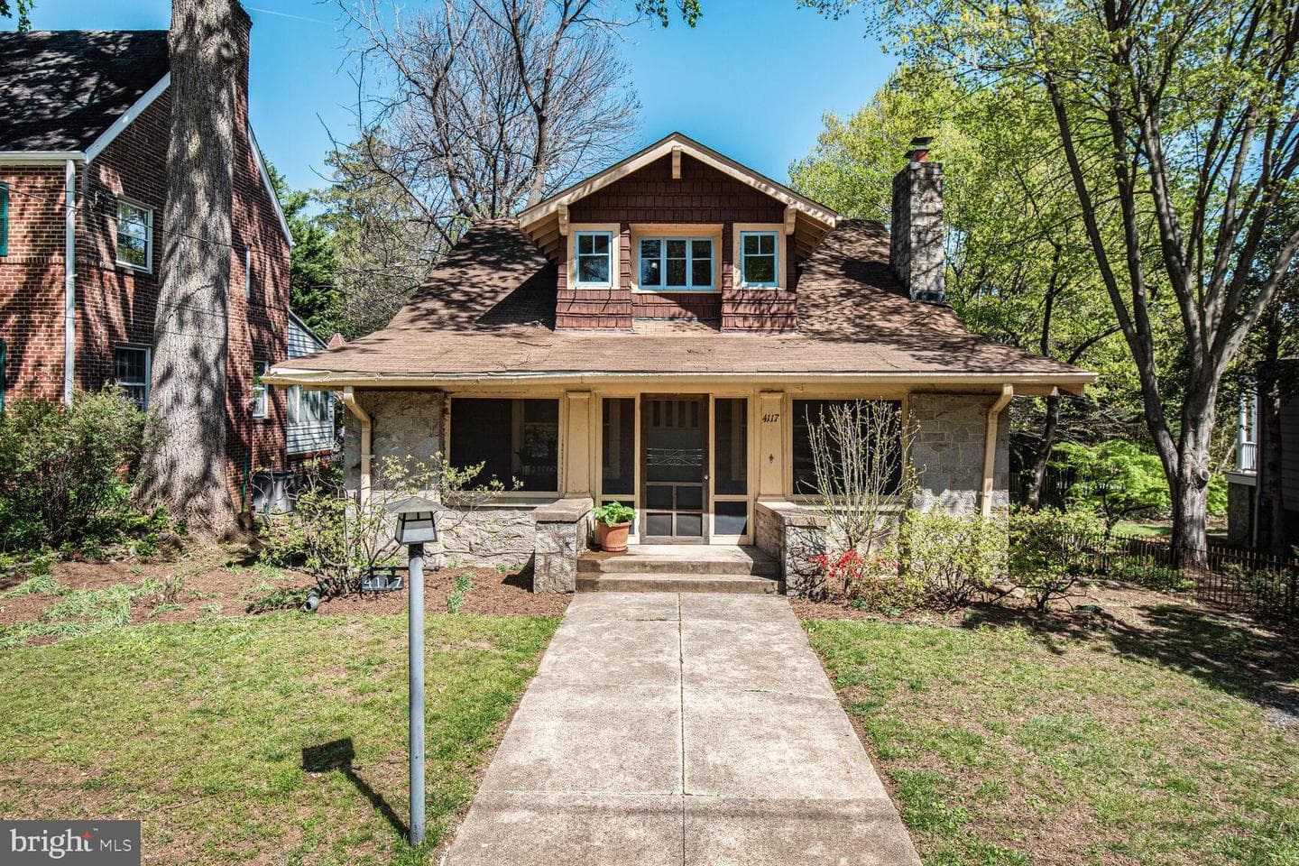 4117 Woodbine Street photo 1