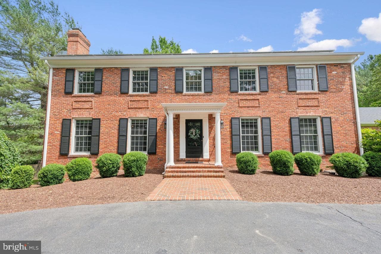 11013 Homeplace Lane photo 1