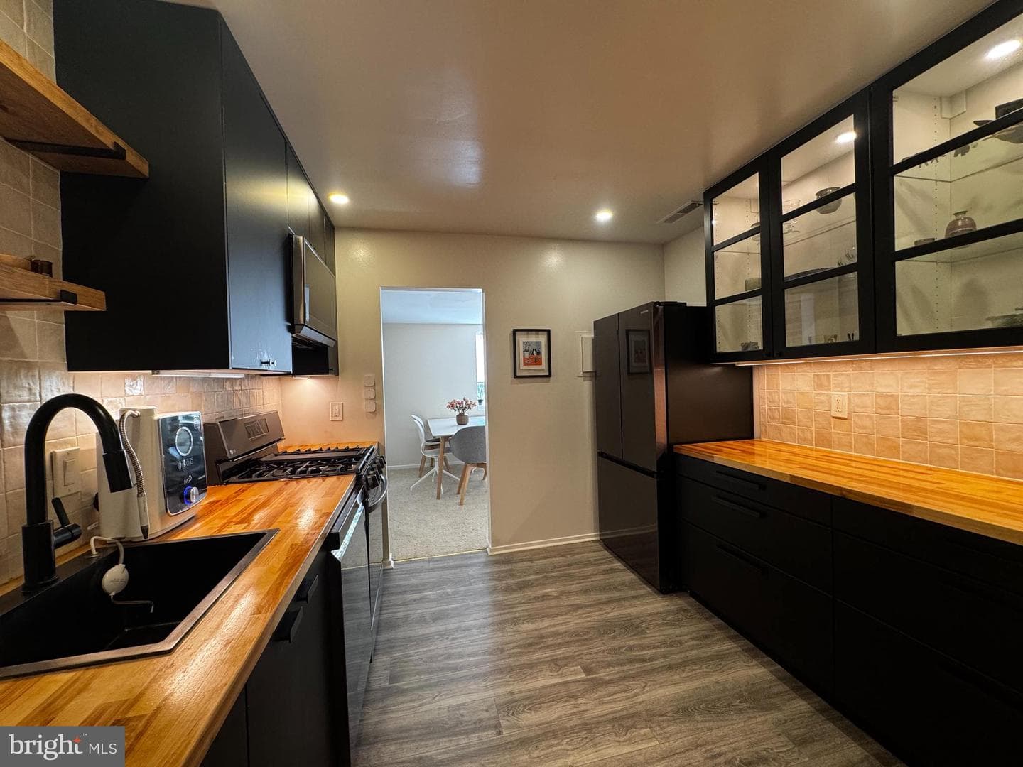 19435 Brassie Place #201 photo 1