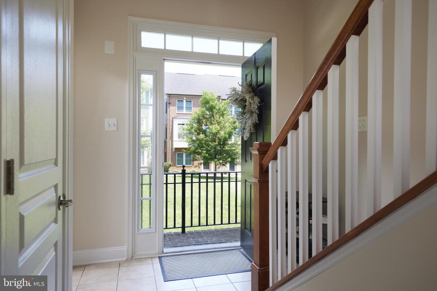 400 Blue Flax Place photo 1