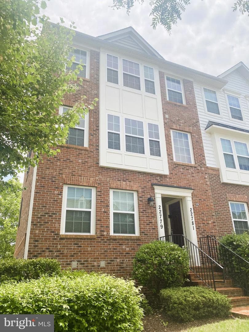 22779 Autumn Breeze Avenue #101 photo 1