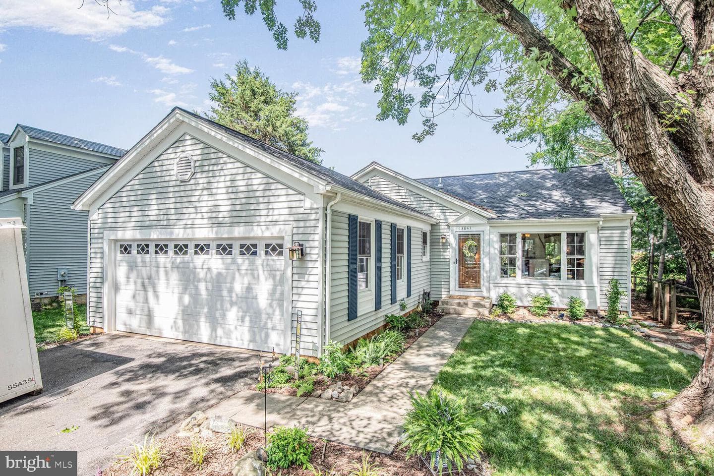 13841 Mustang Hill Lane photo 1