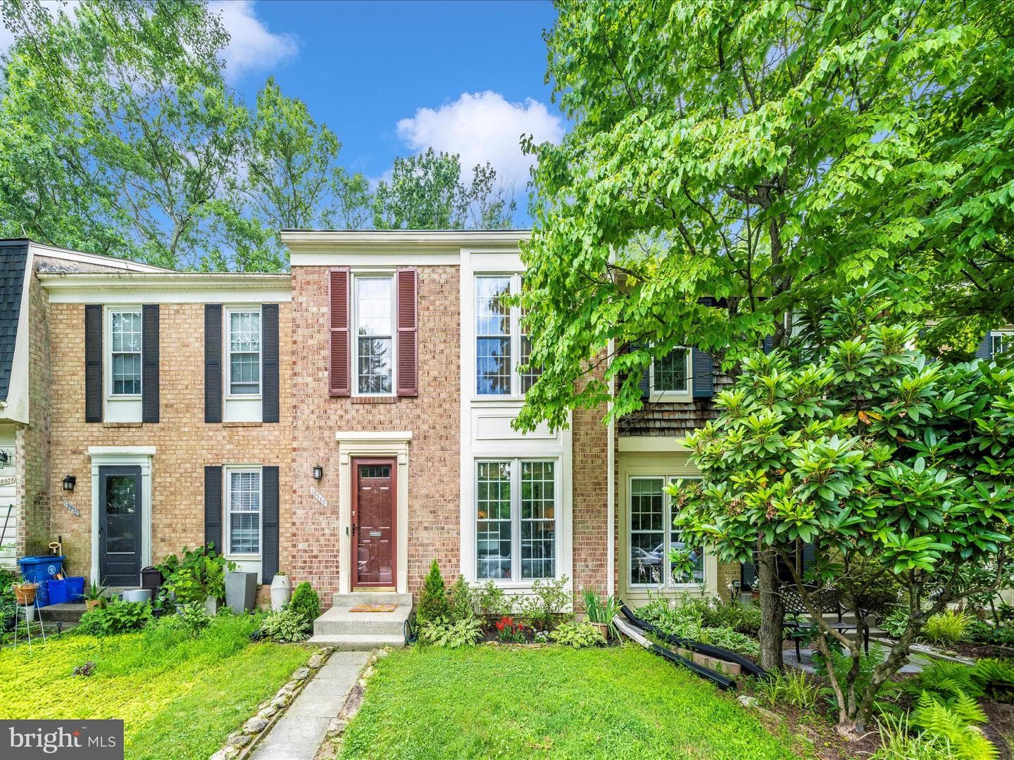 10060 Maple Leaf Drive photo 1