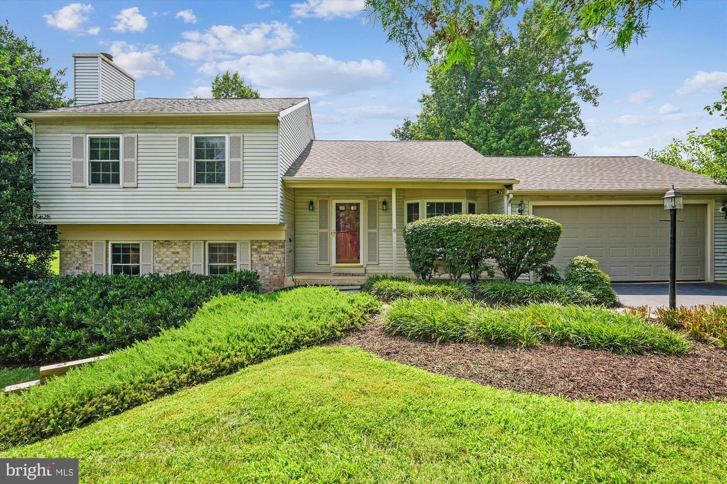 17402 Blossom View Drive photo 1