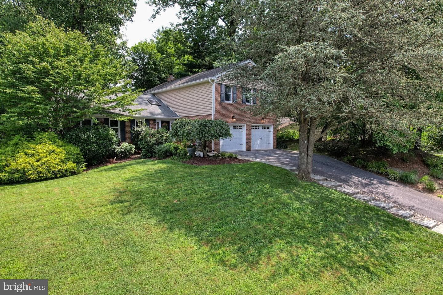 15213 Redgate Drive photo 1