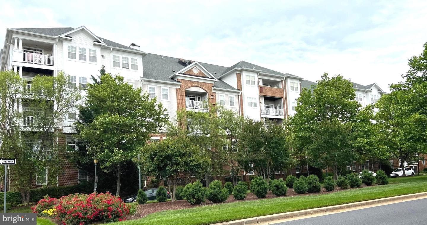 327 King Farm Boulevard #104 photo 1